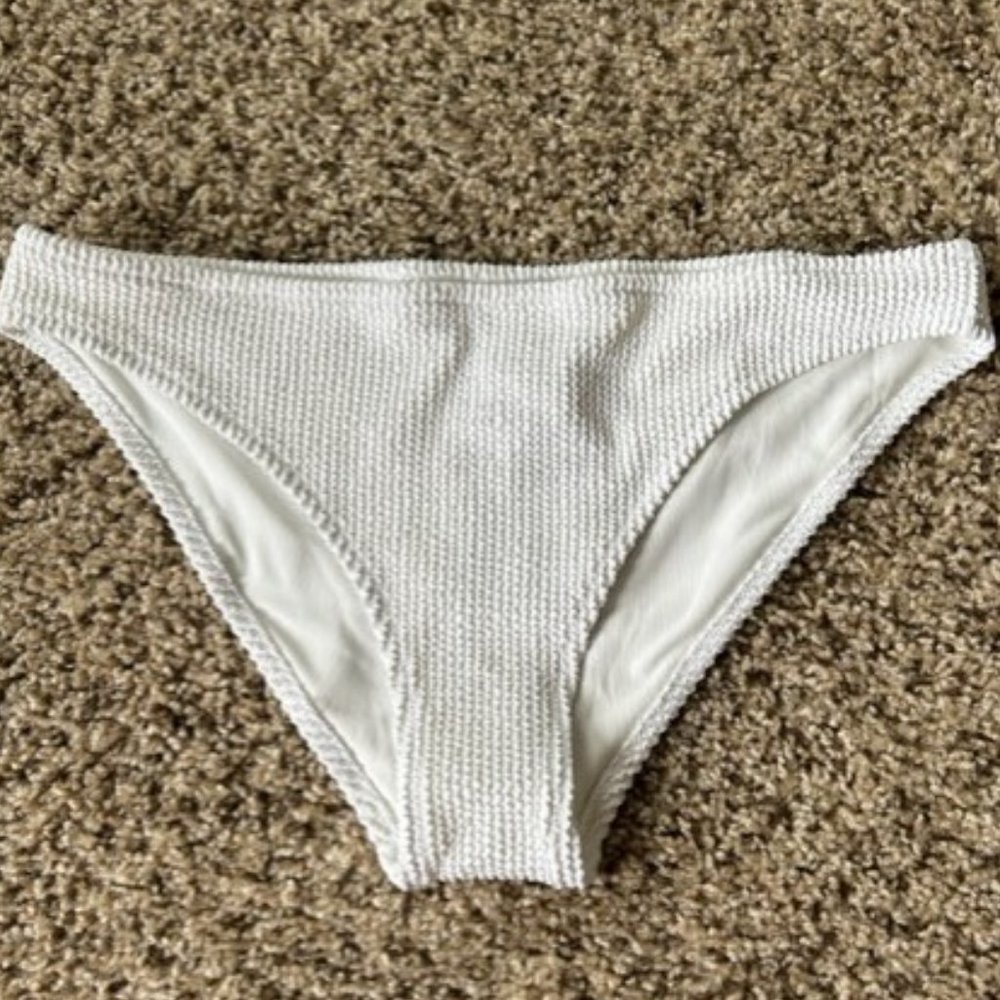 H & M White textured bikini bottom